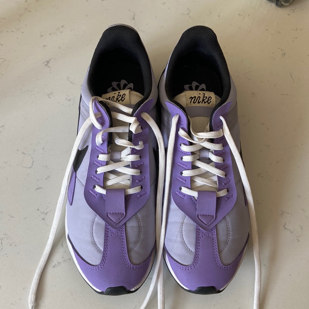 Nike Air Max Pre-Day Purple' Women's 11.5/Men's Size 10
